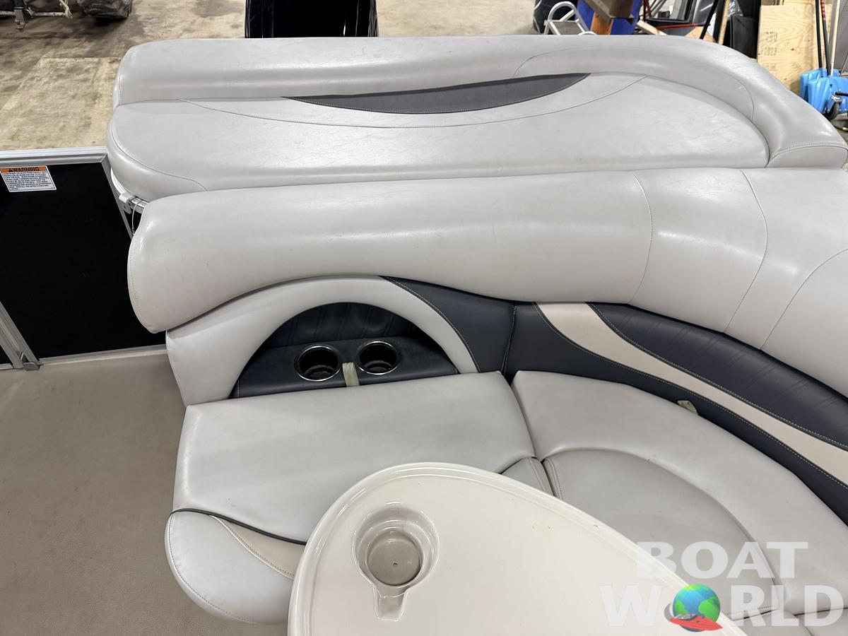 Used 2015 Sylvan Mirage 820 & 90HP Mercury 4Stroke - $21,995