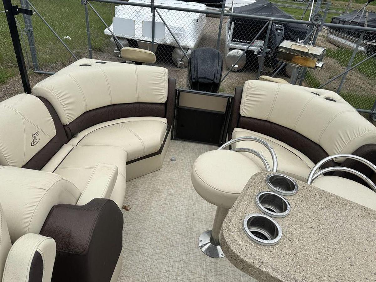 Used 2018 Misty Harbor Boats Skye SR S-2385SE Pontoon