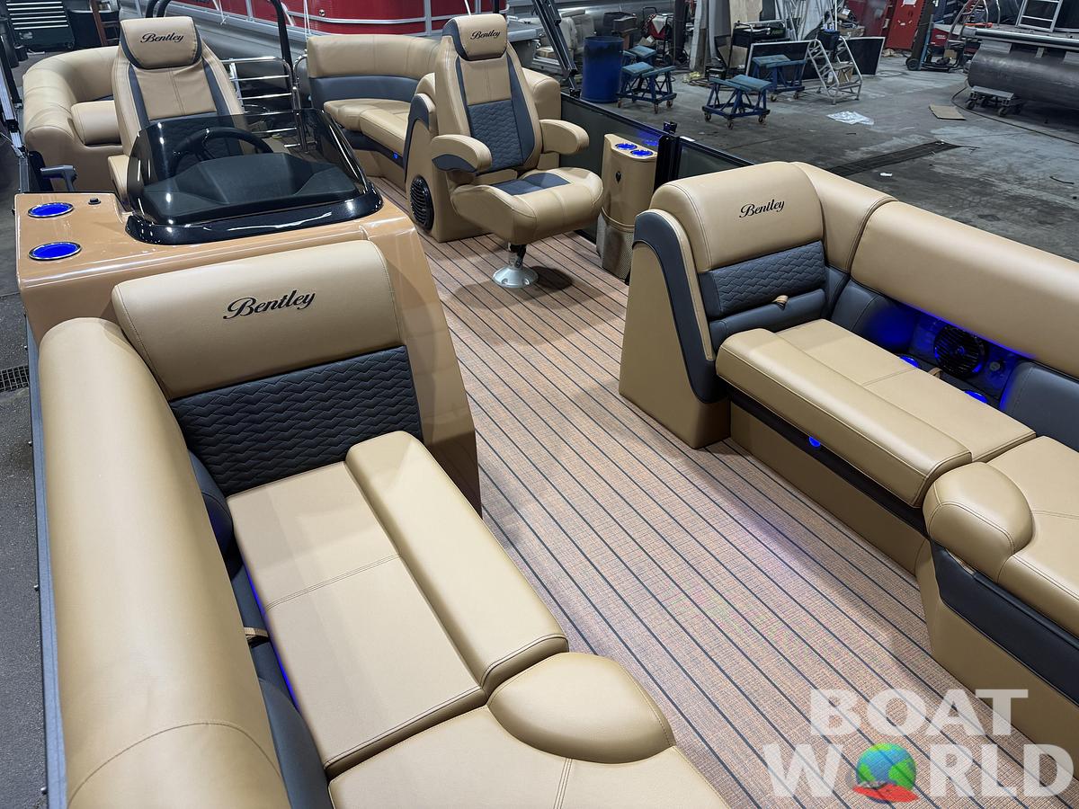2026 Bentley Pontoons Elite 223 Admiral Quad Lounge Tritoon
