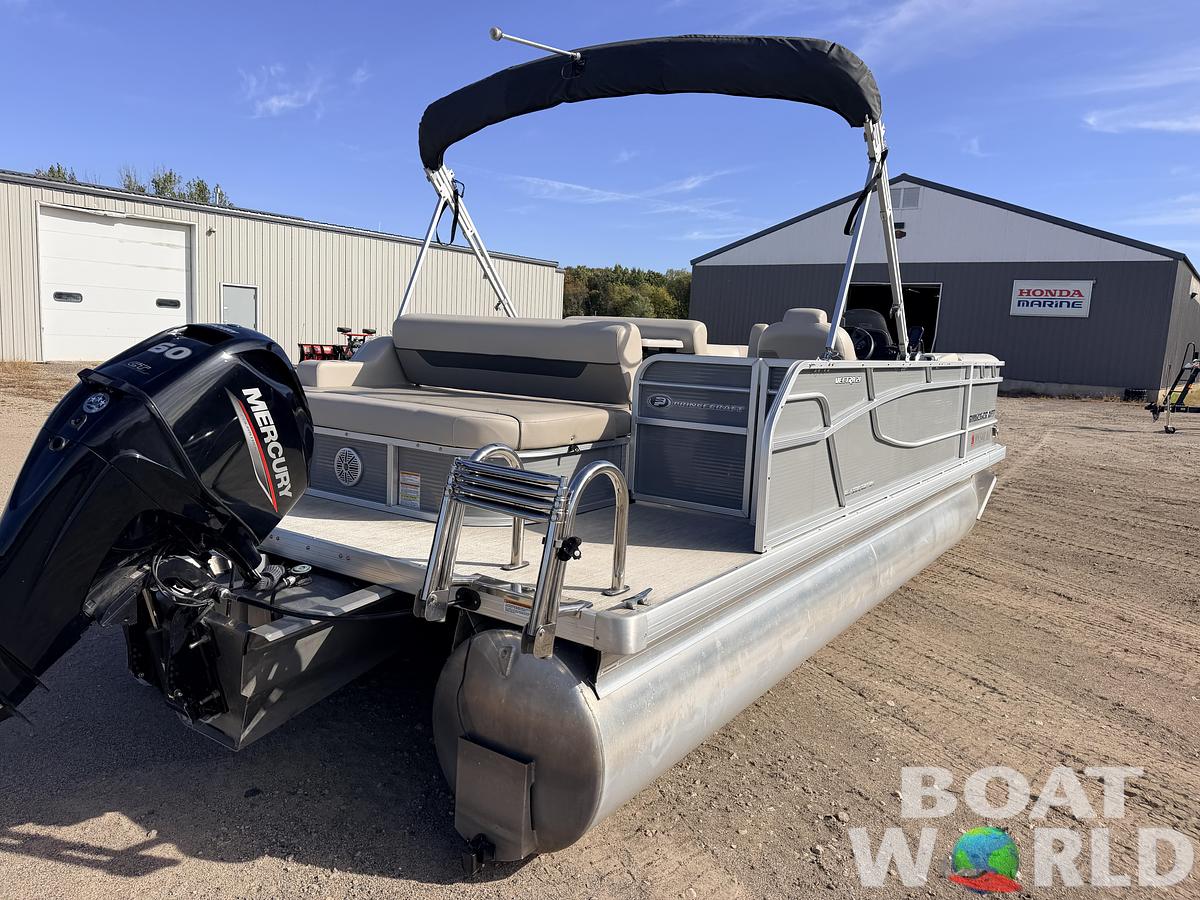 Used 2020 Princecraft Vectra 21 Rear Lounge Dinette Pontoon & 60HP Mercury 4Stroke -$24,995