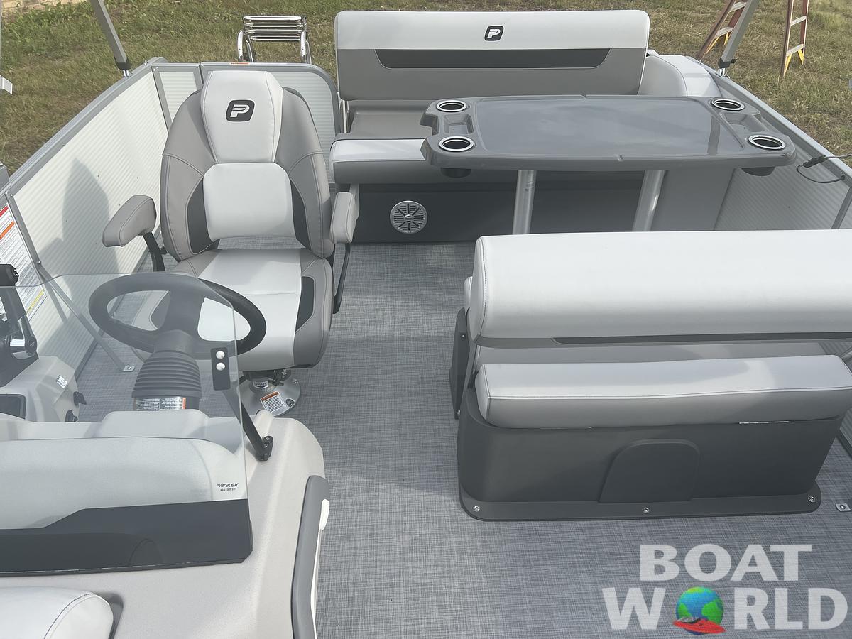 2026 Princecraft Vectra 23 RL Dinette Swingback Pontoon 