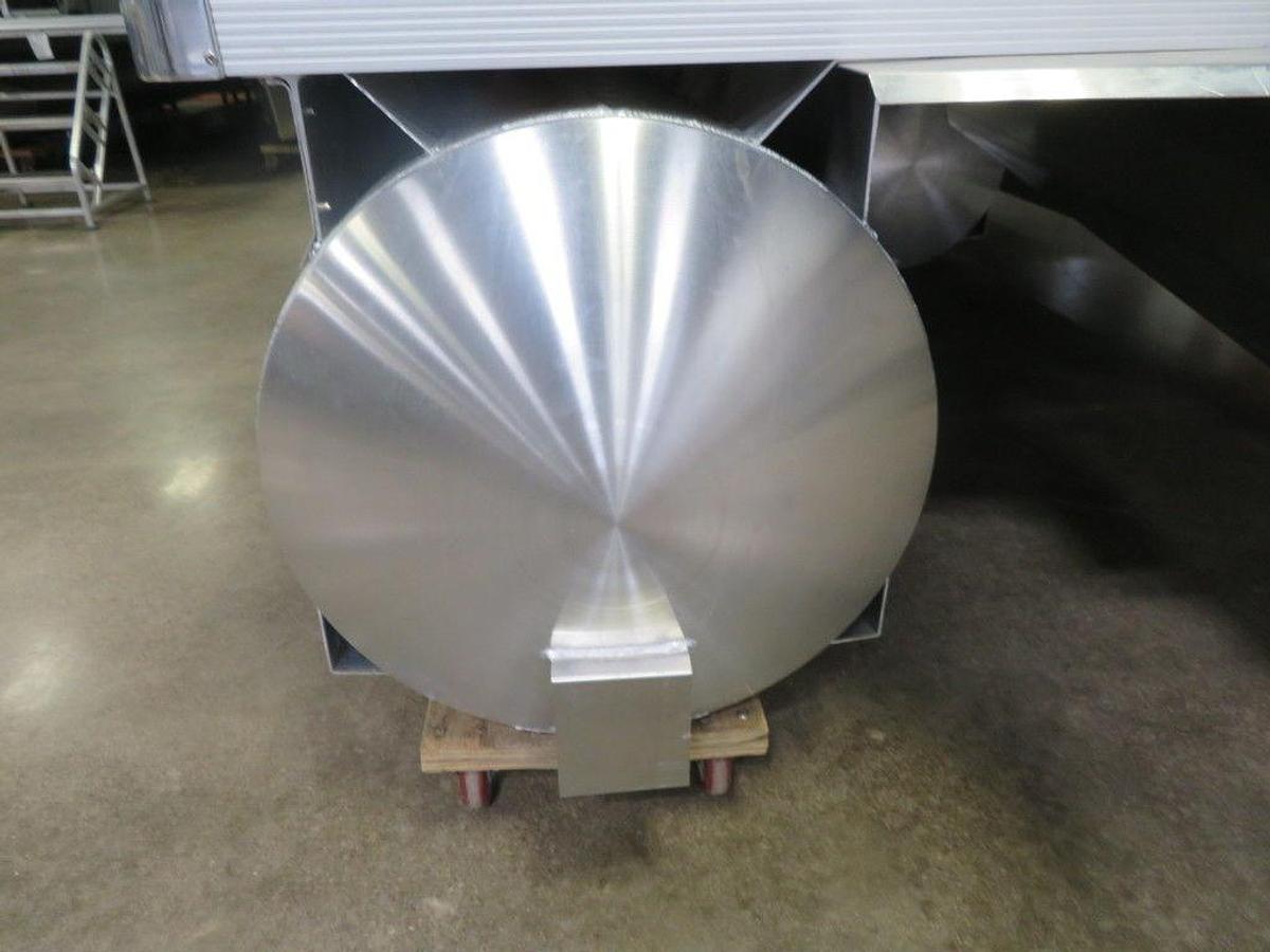 2023 Montego Bay ST8524 Swingback Tritoon Deluxe Pontoon & Honda 200HP 4-Stroke EFI