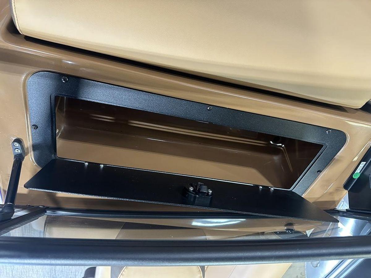 2025 Tahoe Pontoons LTZ 2385 Elite Cruise Windshield Tritoon & Honda 4-Stroke EFI