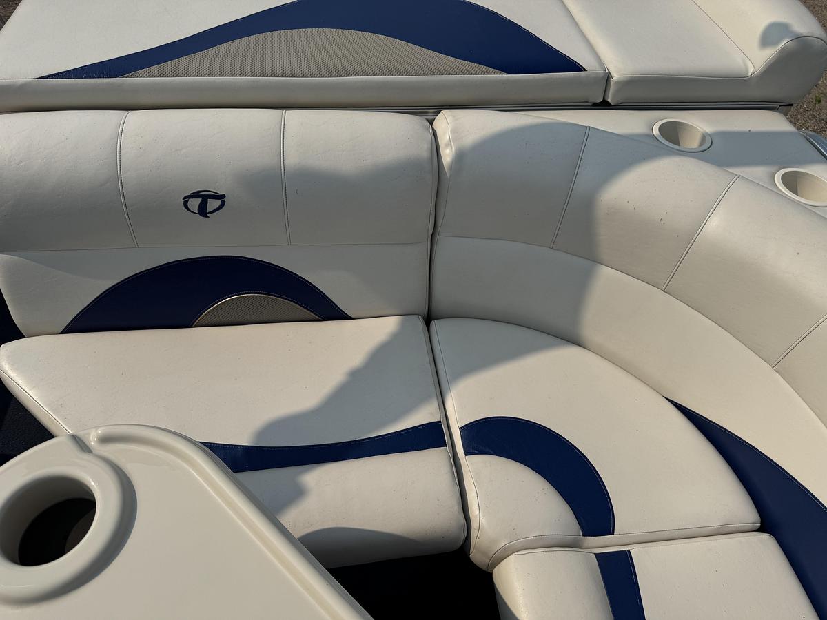 Used 2008 Tahoe Pontoons 24 Bow Fish Pontoon