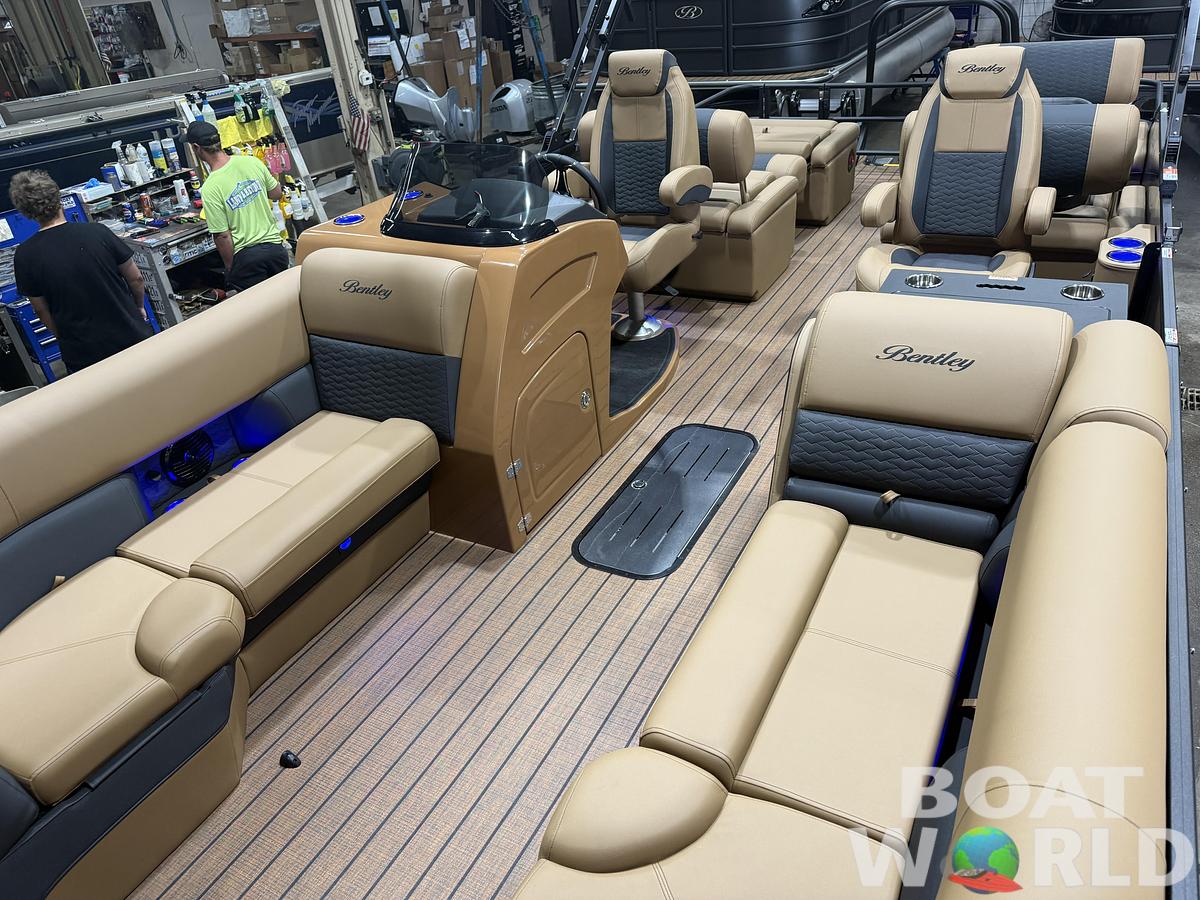2026 Bentley Elite 223 Quad Swingback QSB Tritoon $64995