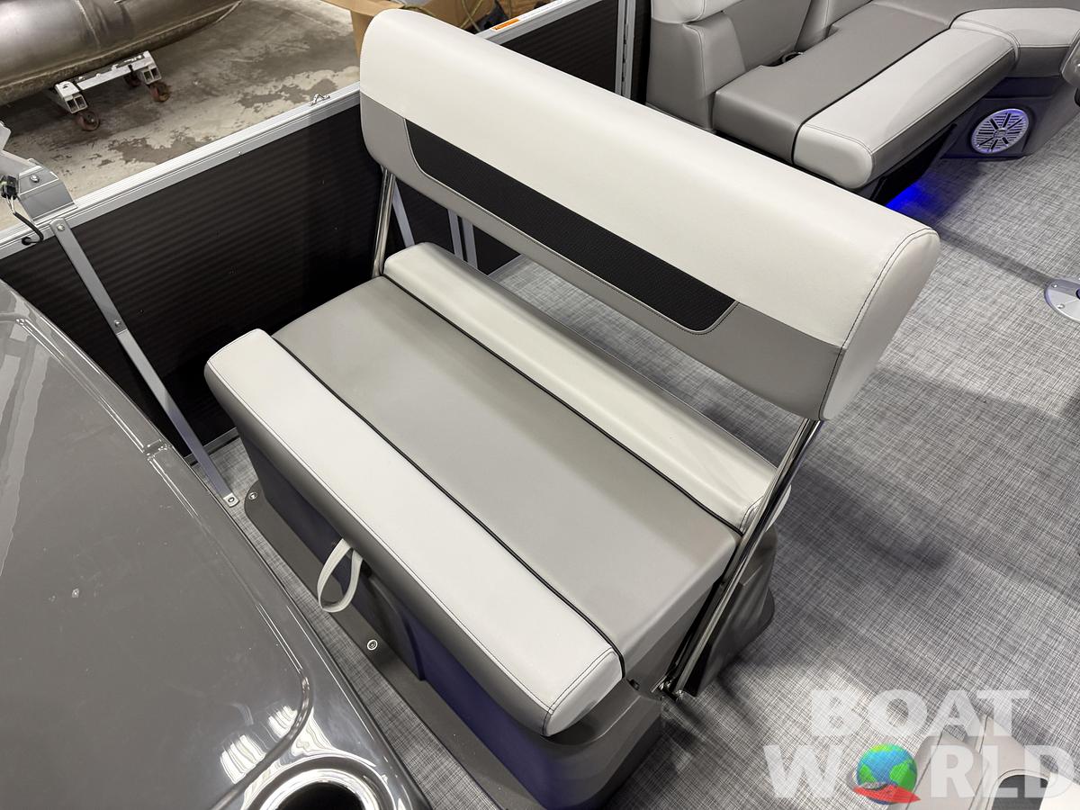 2026 Princecraft Vectra 21 RL Swingback Dinette Pontoon 