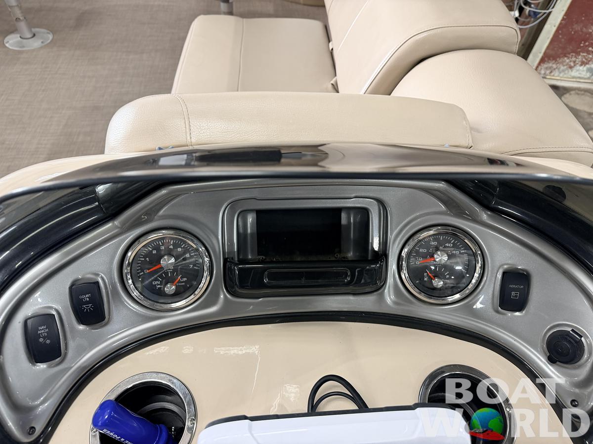 Used 2019 Sun Tracker  Fishin Barge 22 DLX XP3 Tritoon & 150HP Mercury 4Stroke - $39,995