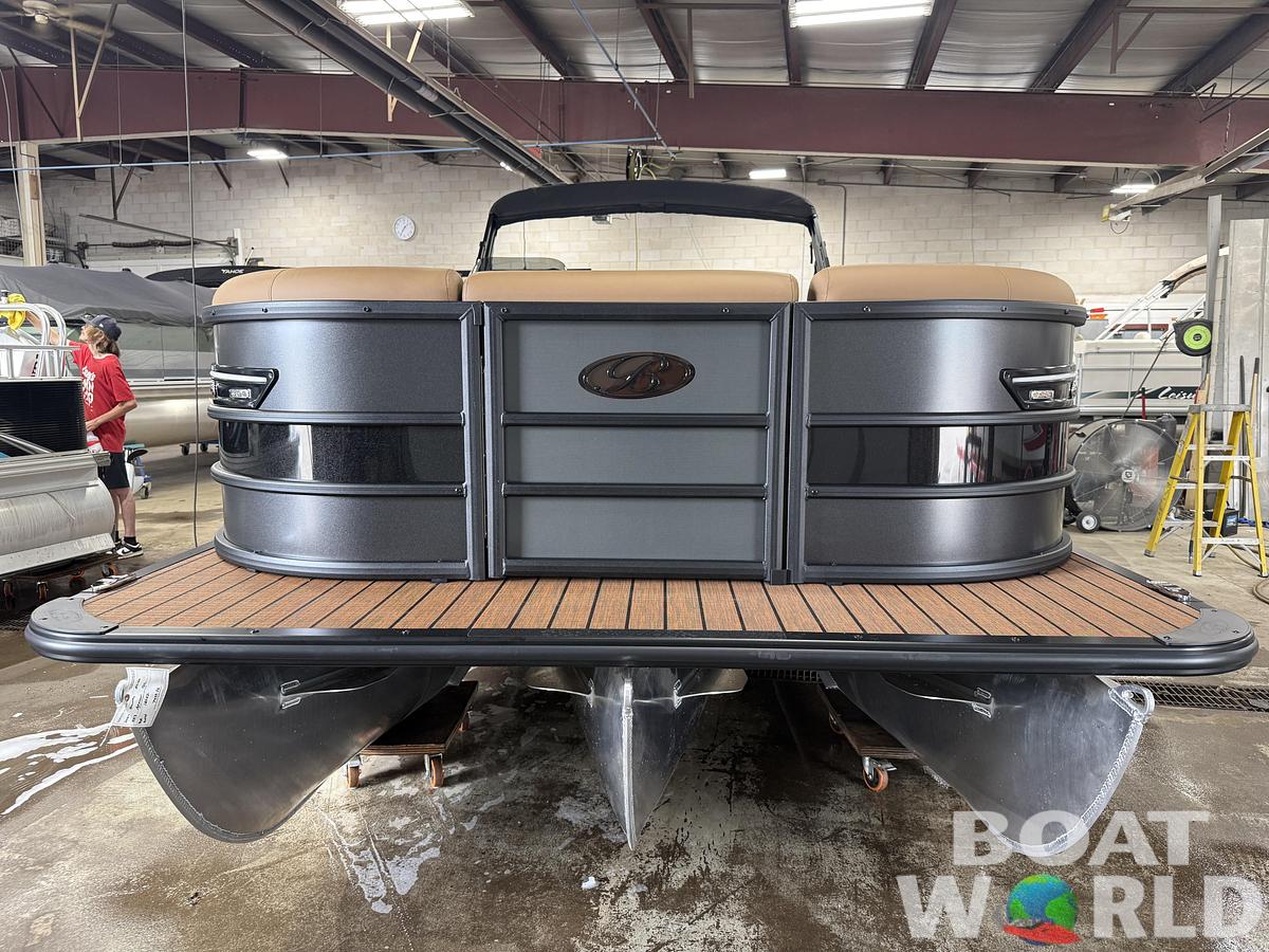 2026 Bentley 300HP Elite 253 Admiral Quad Lounge Tritoon $79995