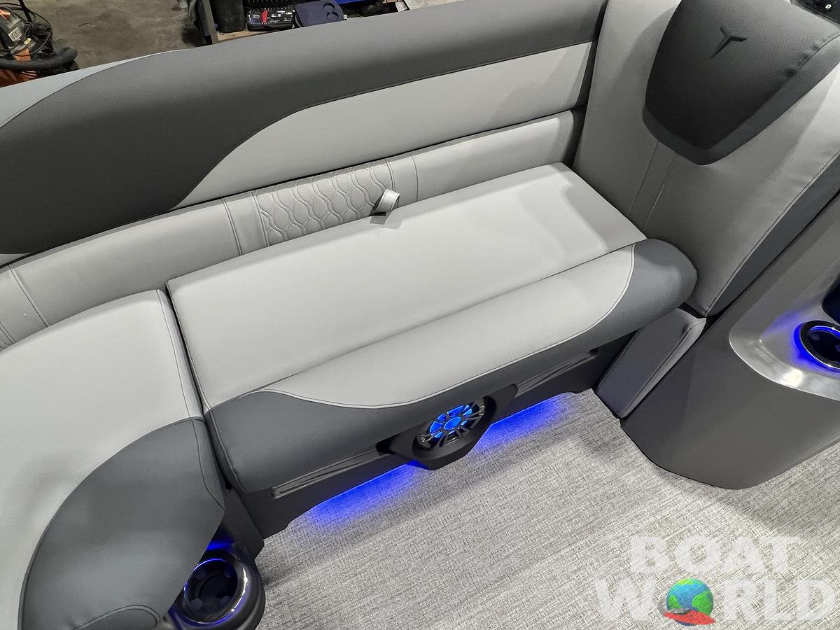 2026 Tahoe Pontoons LTZ 2385 Elite Cruise Tritoon 