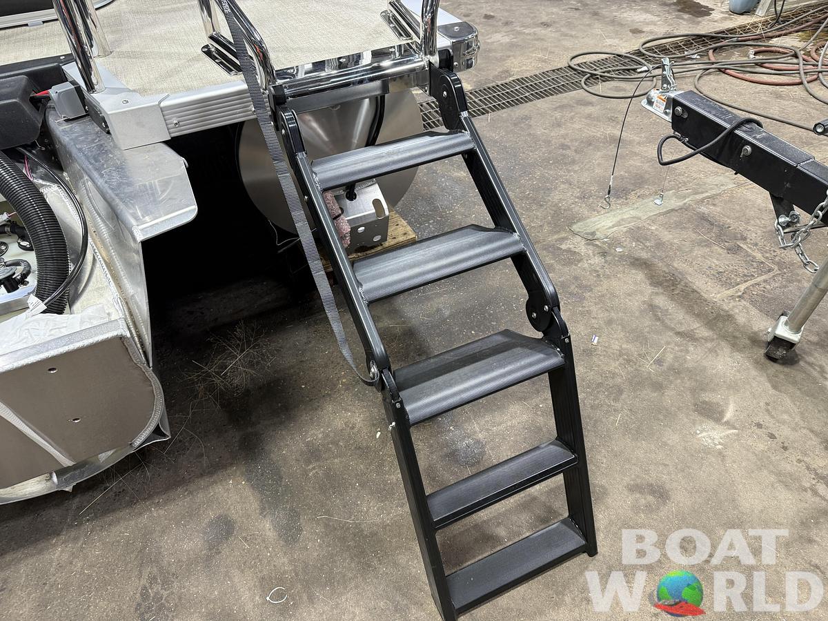 2026 Tahoe Pontoons LTZ 2385 Swingback (VRL) Tritoon