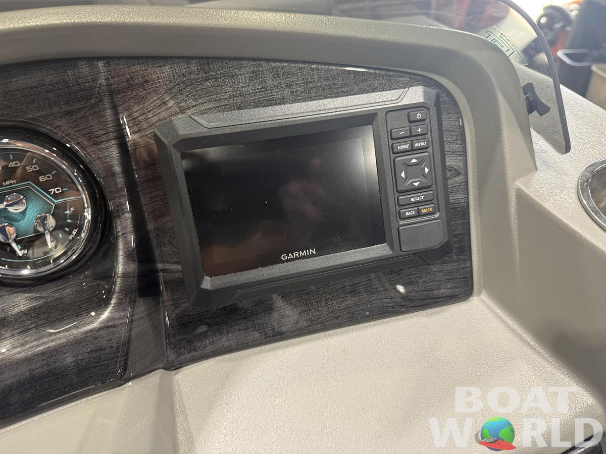 2027 Tahoe LTZ 300HP VRB 2585 Swingback Tritoon $69,995