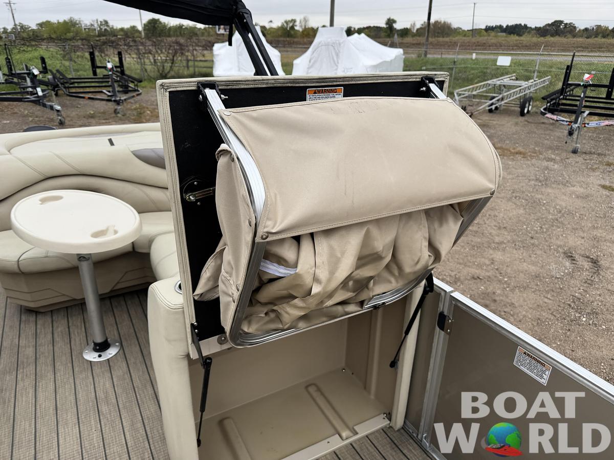 Used 2018 Sylvan Mirage 820 Cruise