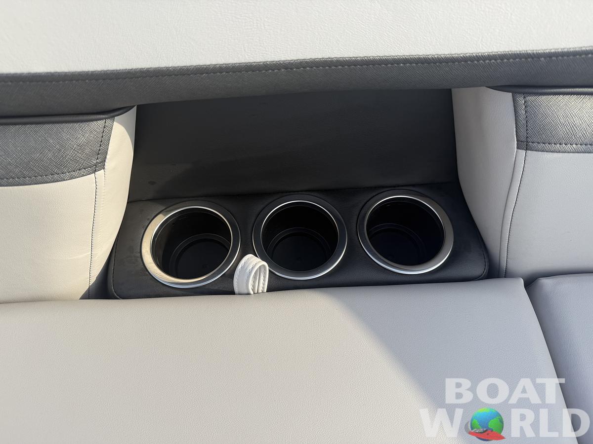 2026 Montego Bay 8522 Swingback Deluxe Pontoon