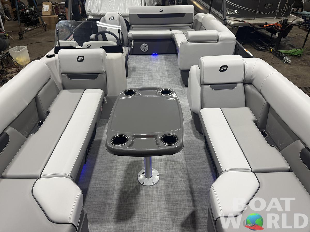 2026 Princecraft Vectra 23 RL Swingback Lounge Pontoon