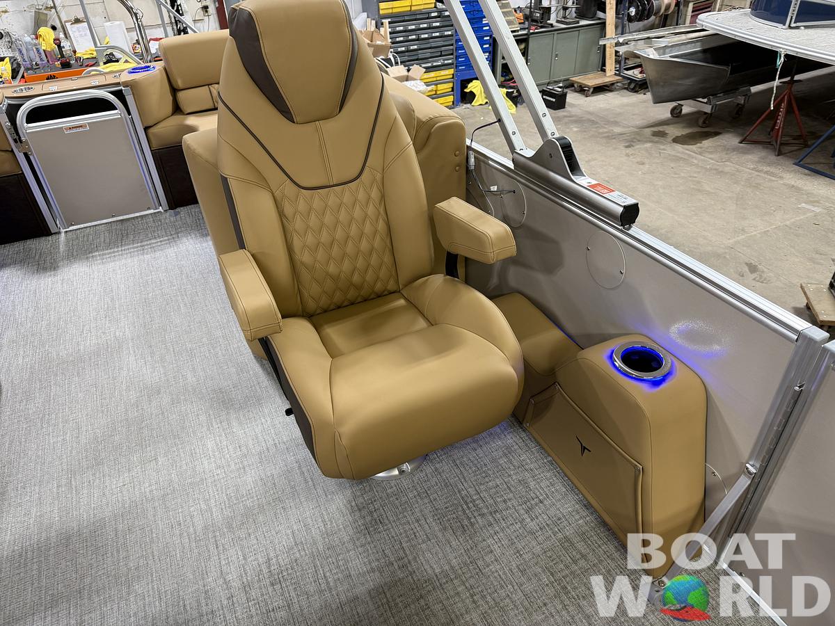 2025 Tahoe Pontoons Cascade 2385 Quad Lounge & Honda 4-Stroke EFI