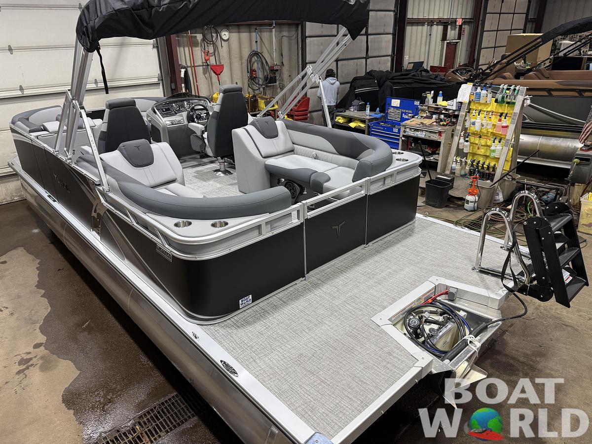 2026 Tahoe LTZ 2385 Quad Lounge & 4-Stroke $38995