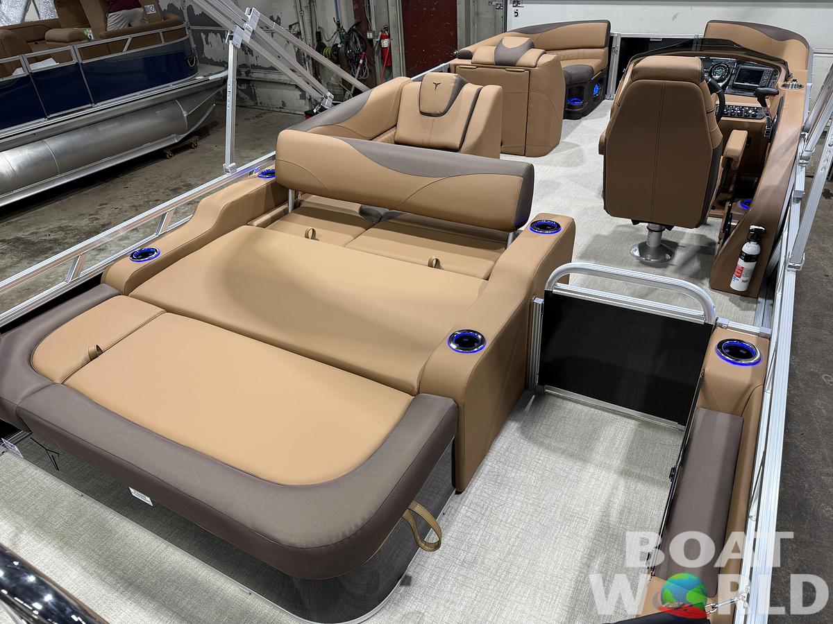 2026 Tahoe LTZ VRB Swingback Tritoon & Honda $51995