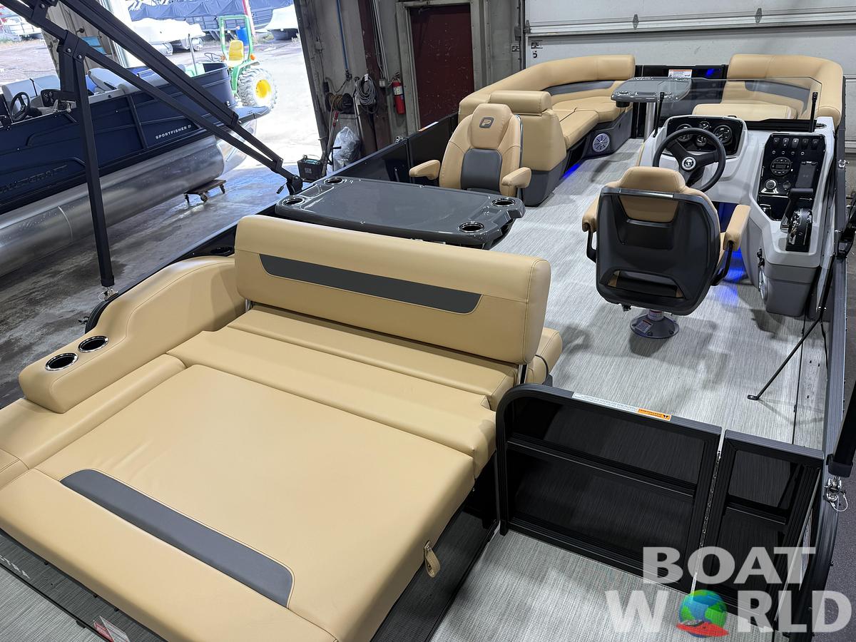 2027 Princecraft Vectra 23 RL SS Swingback Pontoon $36,995