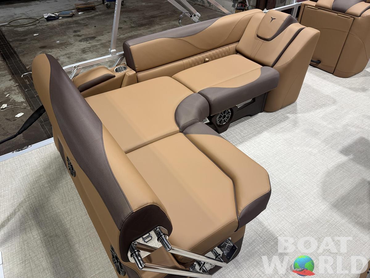 2026 Tahoe Pontoons LTZ 2185 Cruise Rear Bench (CRB) 