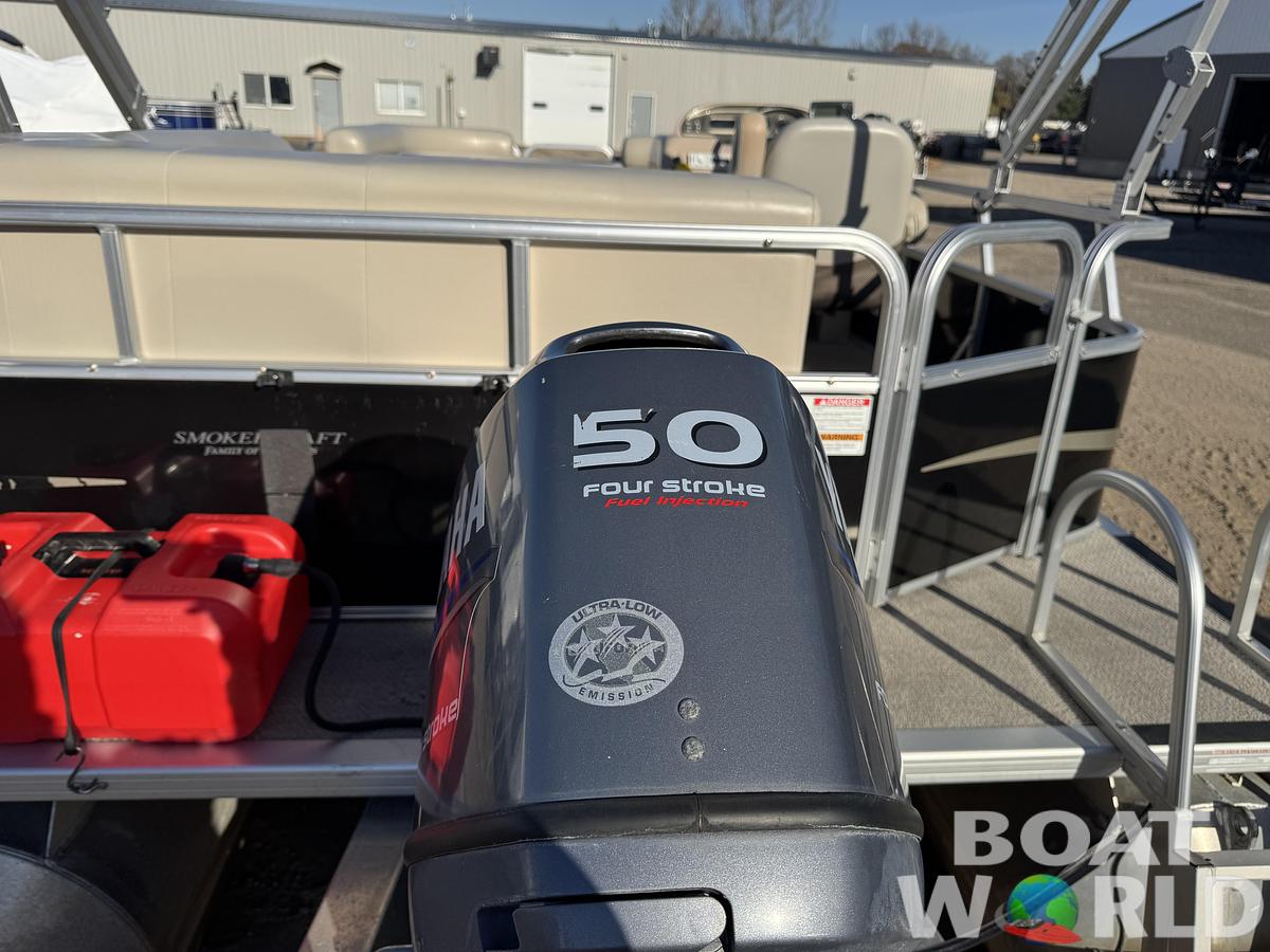 Used 2012 SunChaser Oasis 820 Pontoon