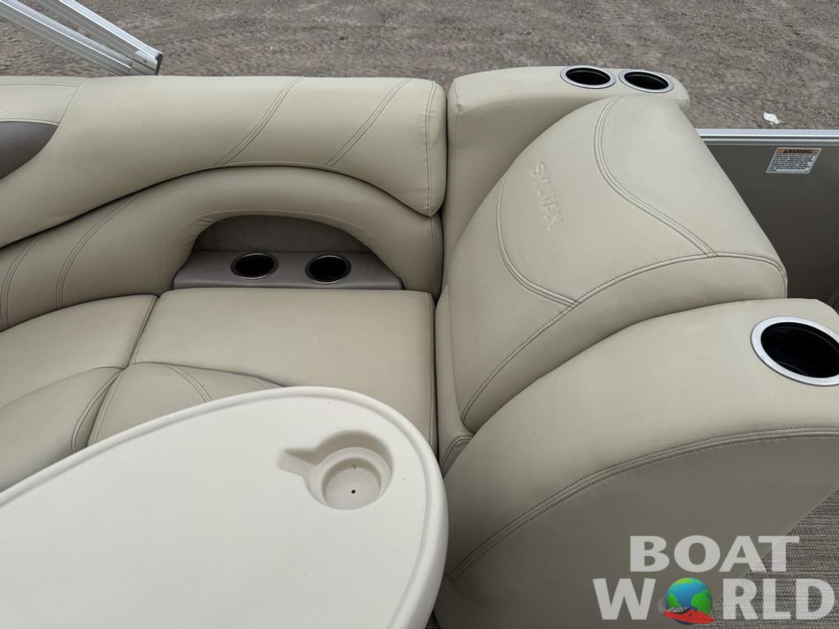 Used 2017 Sylvan 820 Cruise-n-Fish Pontoon