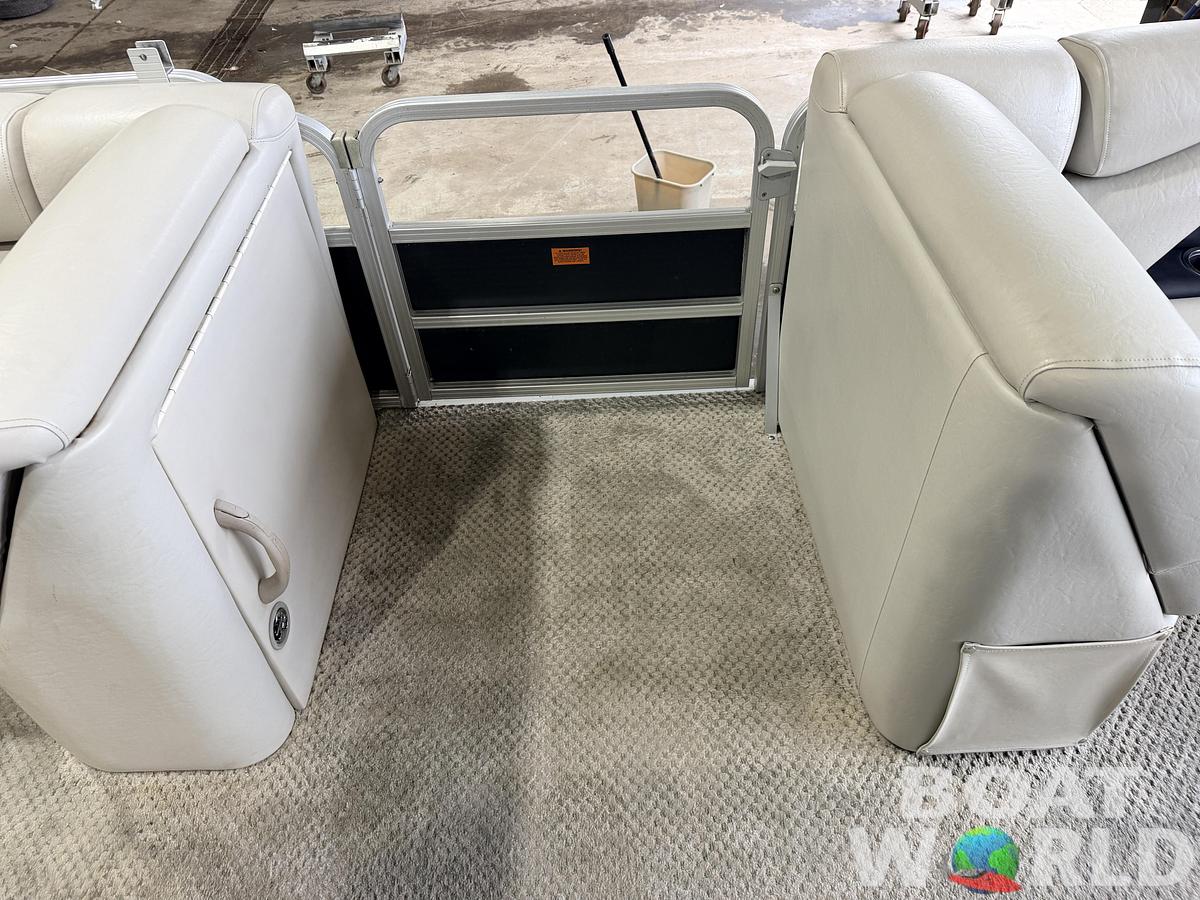 Used 2010 Starcraft StarDeck 8522 & 50HP Mercury 4Stroke -$14,995