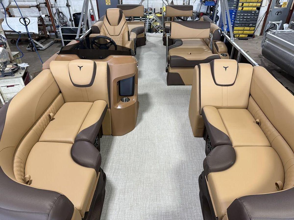 2025 Tahoe Pontoons LTZ 2385 Quad Lounge Shift Flip & Honda 4-Stroke EFI