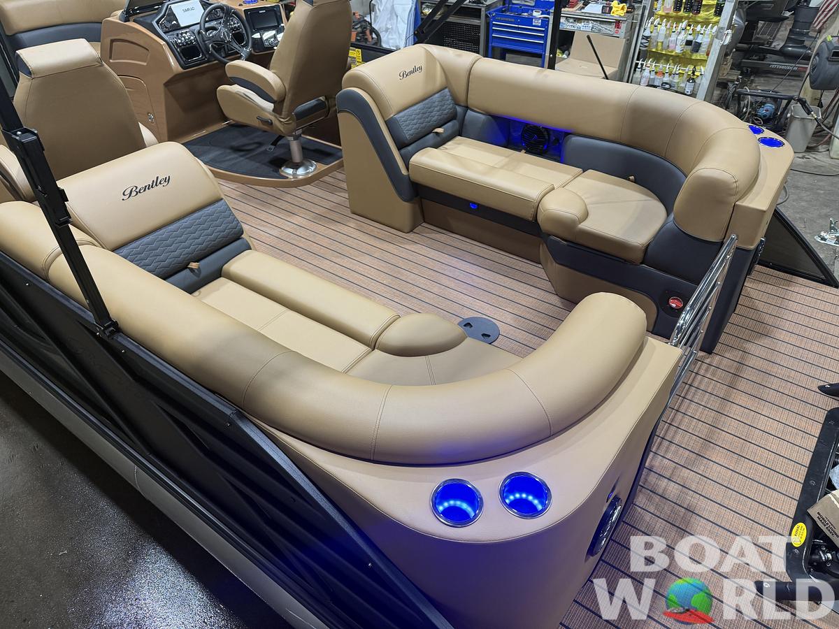 2026 Bentley Pontoons Elite 223 Admiral Quad Lounge Tritoon