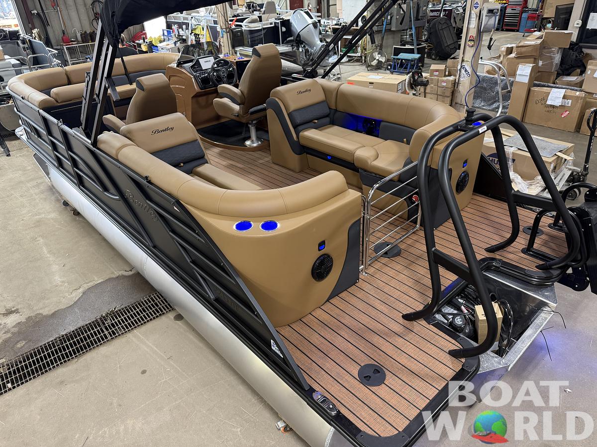 2026 Bentley Pontoons Elite 223 Admiral Quad Lounge Tritoon