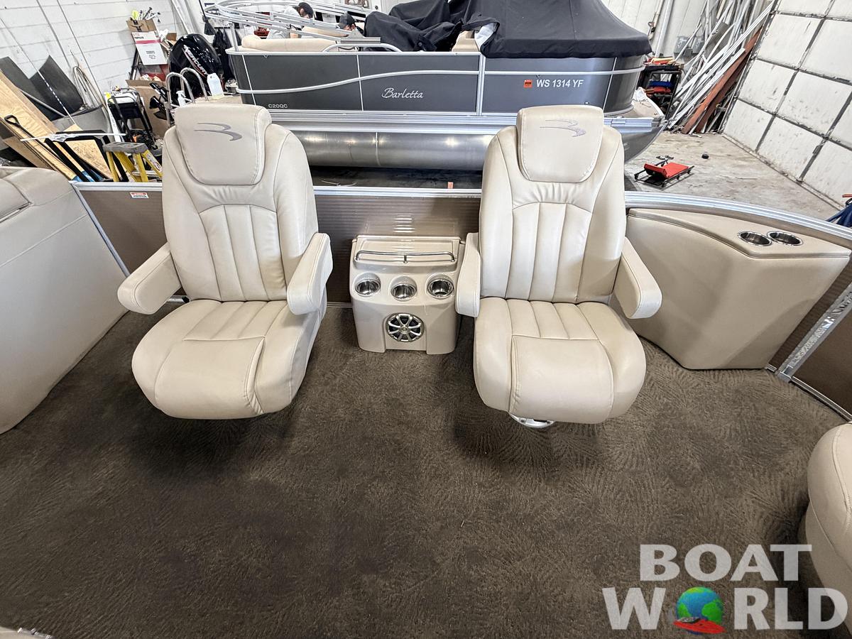 Used 2014 Bennington 2375RL & 70HP Yamaha 4Stroke - $21,995