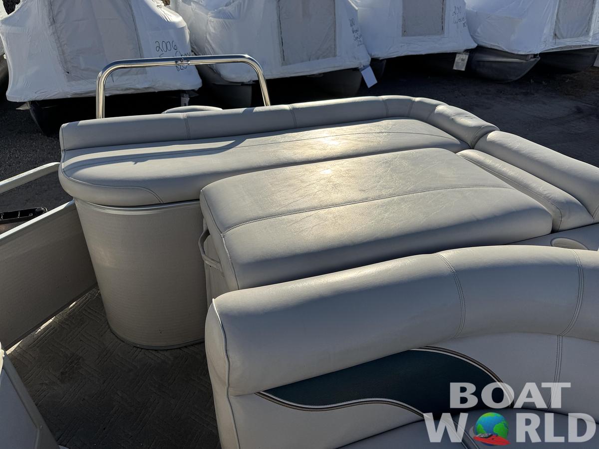Used 2003 Premier 230 Grand Majestic Tri-toon Pontoon & 200HP Honda 4-Stroke EFI