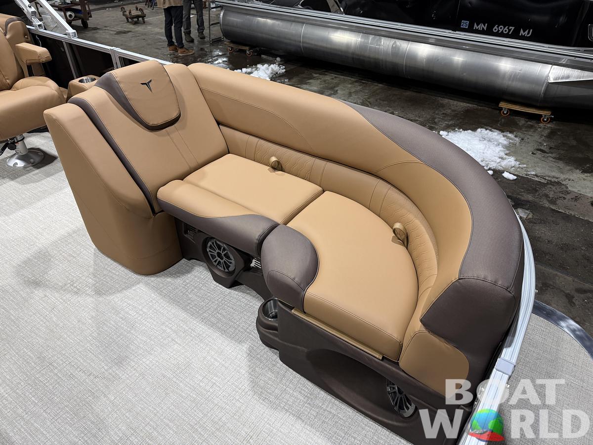 2026 Tahoe Pontoons LTZ 2385 Quad Lounge 