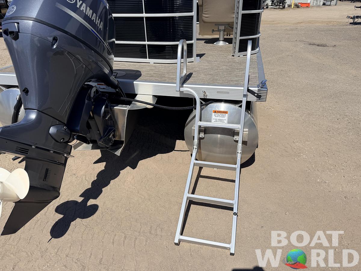 Used 2023 Bennington 20 SX Cruise & 90HP Yamaha 4Stroke - $31,995