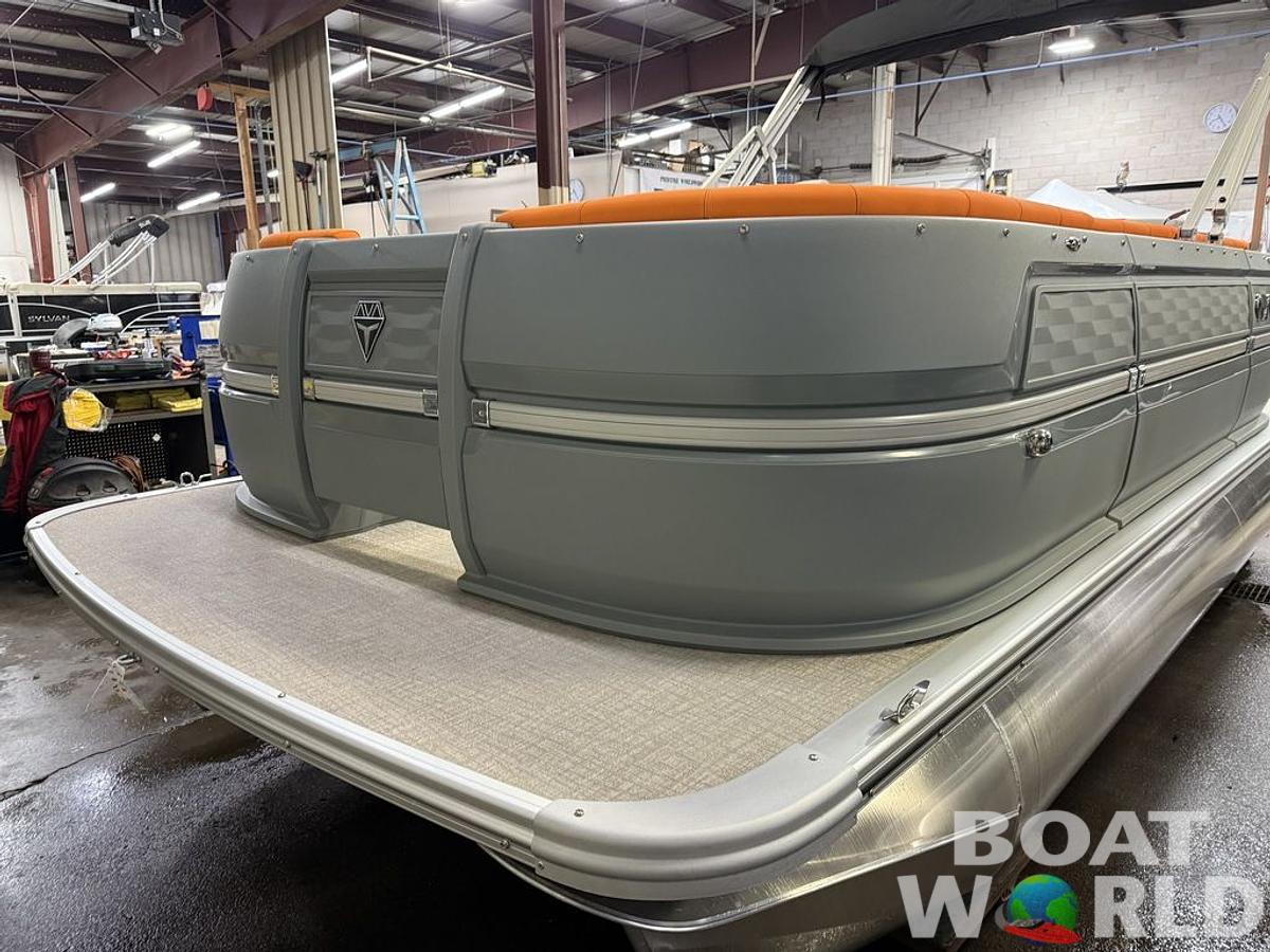 2025 Tahoe Pontoons Aura 1985 Quad Lounge & 50HP 4-Stroke EFI