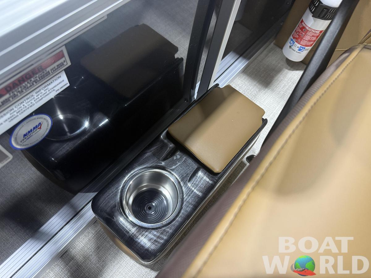 2026 Tahoe Pontoons Sport 2180 Quad Lounge 