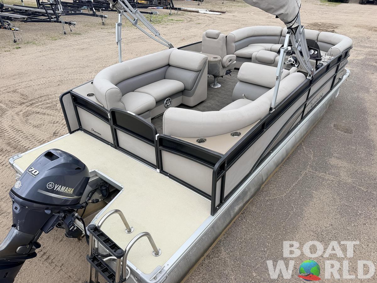 Used 2012 Premier 225 Solaris & 50HP Yamaha 4Stroke -$19,995