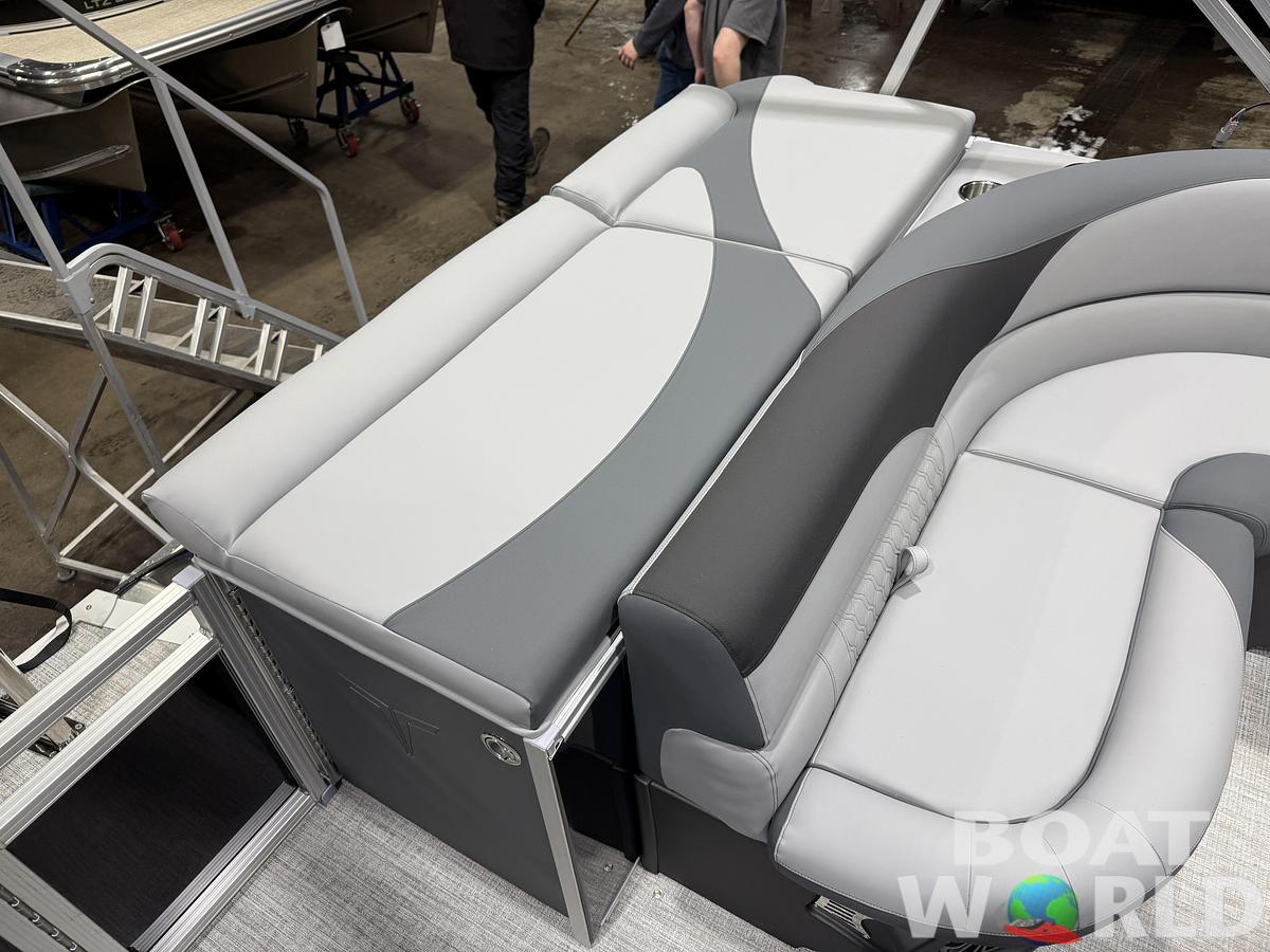 2026 Tahoe Pontoons LTZ 1985 Cruise Pontoon
