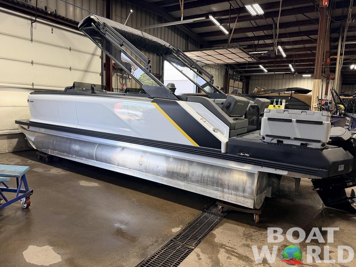 Used 2023 Manitou 220 Explore Tritoon & 150HP Rotax -$39,995