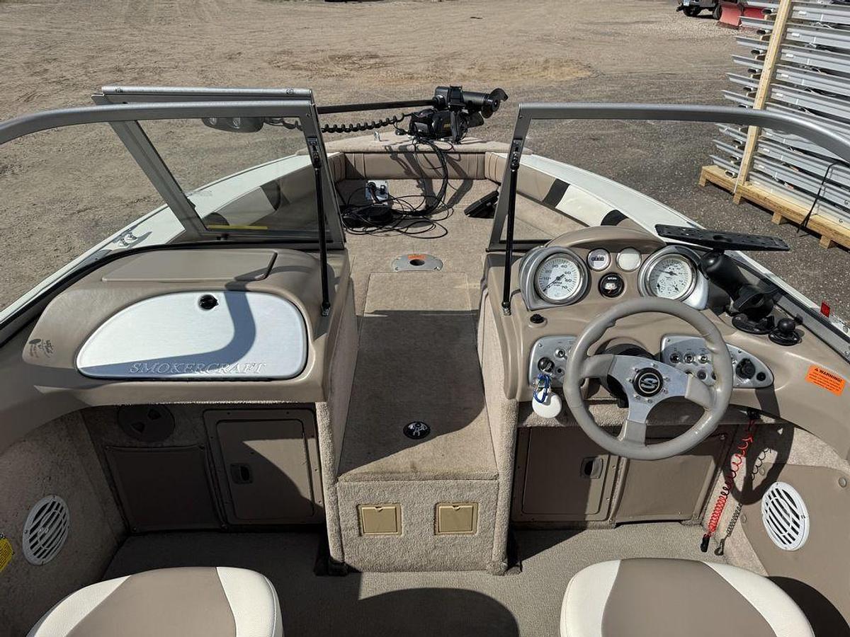 Used 2010 Smoker Craft Pro Mag 182