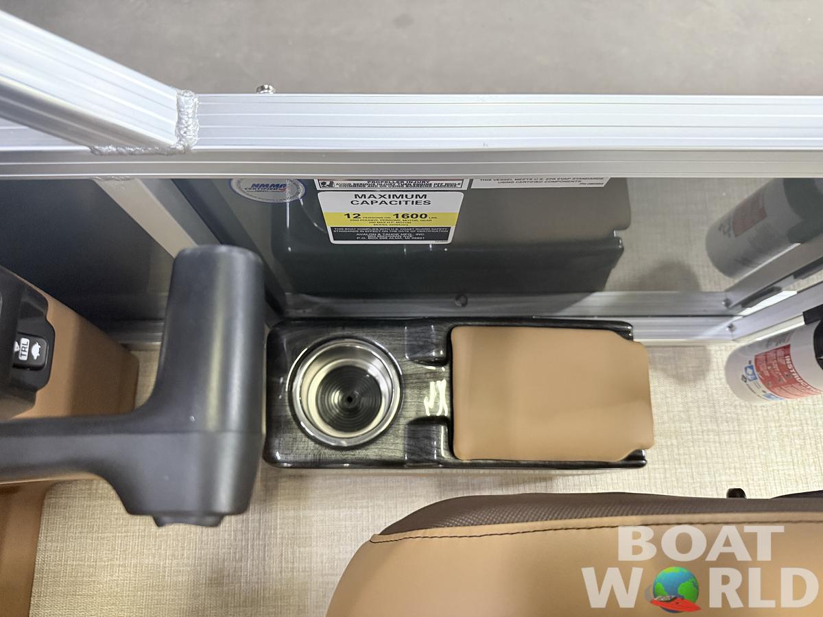 2026 Tahoe Pontoons Sport 2385 Swingback (VRB) & Honda 4-Stroke EFI