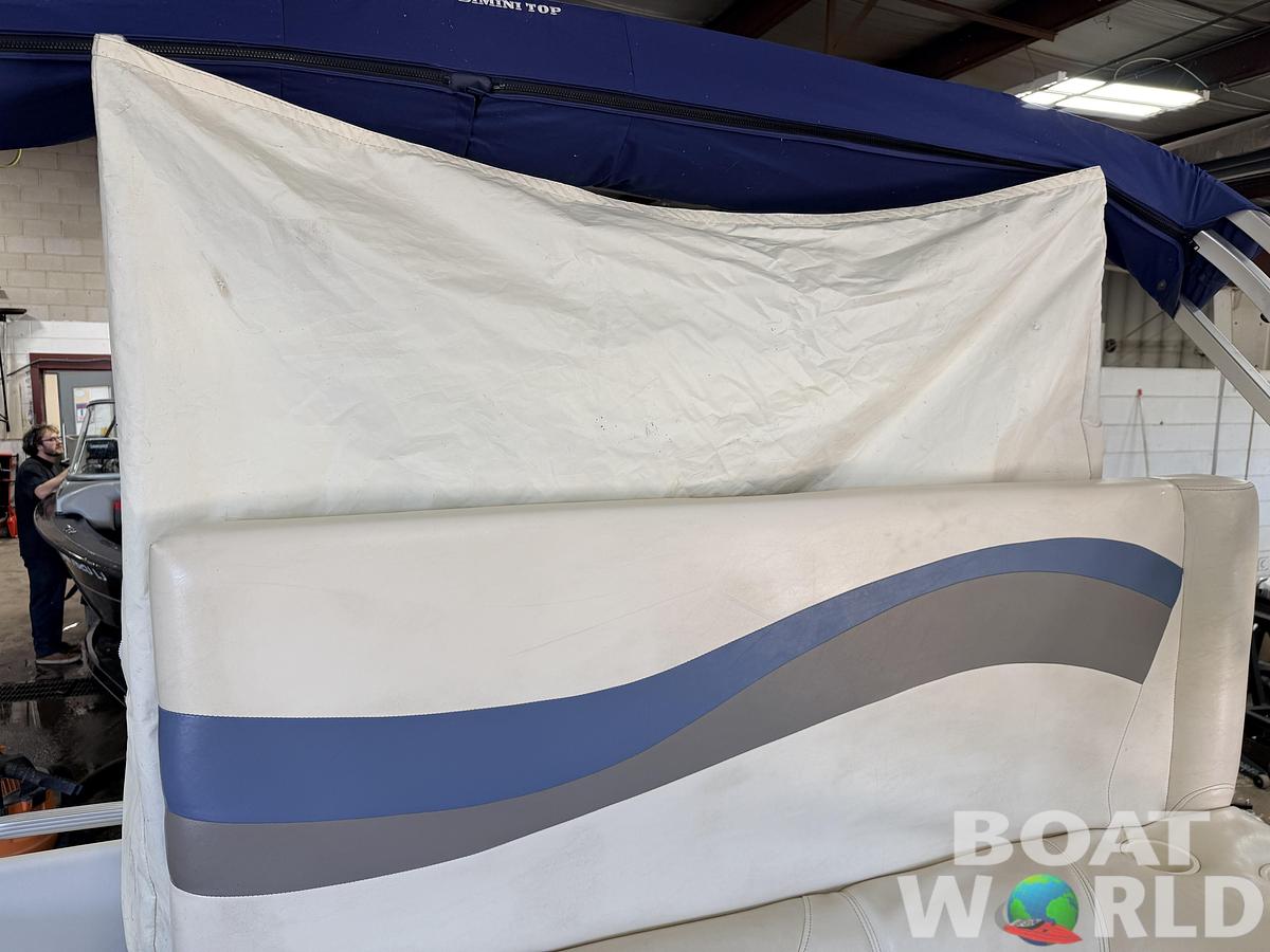 Used 2005 Bennington 2275 RL & 75HP Yamaha 4Stroke - $15,995