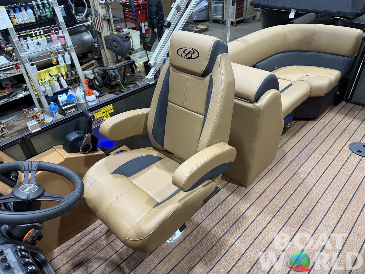 2026 Bentley Legacy 223 Navigator DL Quad Lounge Tritoon $51995