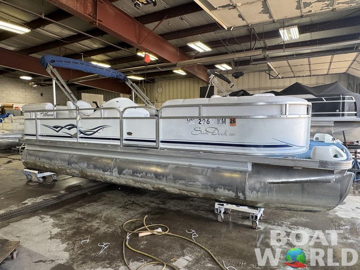 Used 2006 Weeres SunDeck 220 Pontoon