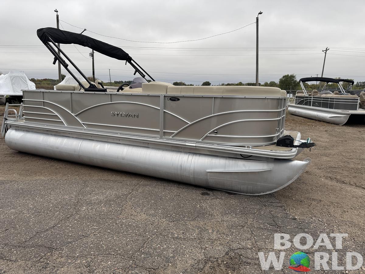 Used 2018 Sylvan Mirage 820 Cruise