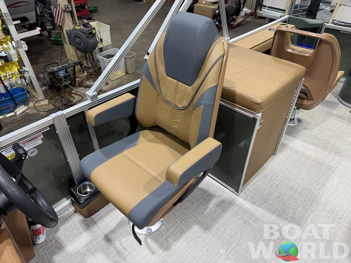 2026 Tahoe Pontoons GEOfish 2385 Rear Fish Tritoon 