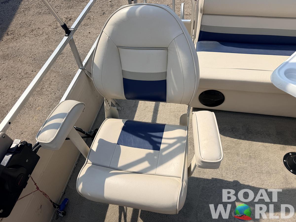 Used 2007 Weeres 200 Cadet & 25HP Mercury 4Stroke -$9,995