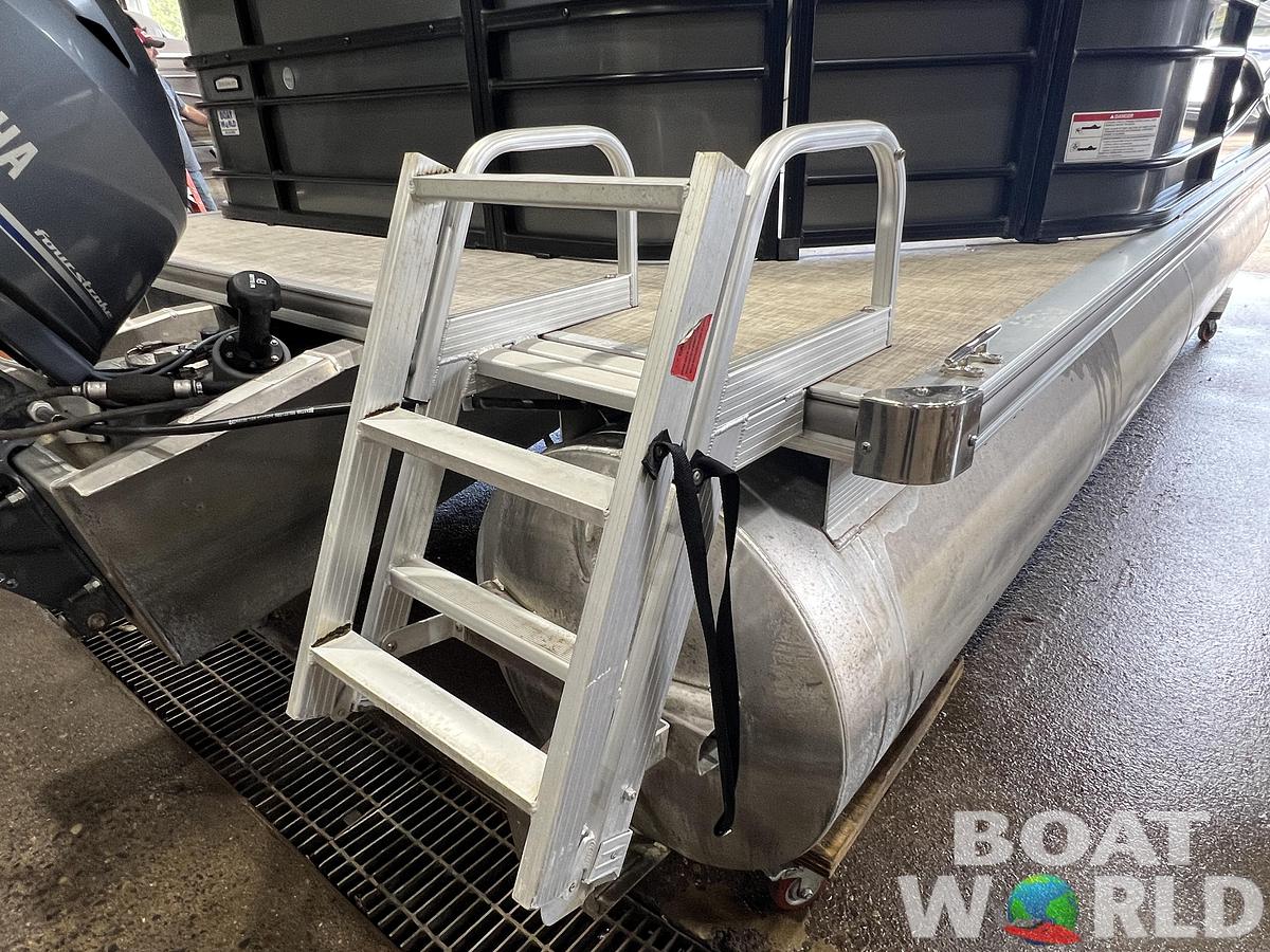 Used 2018 Berkshire CTS 20 Cruise & 60HP Yamaha 4Stroke -$24,995