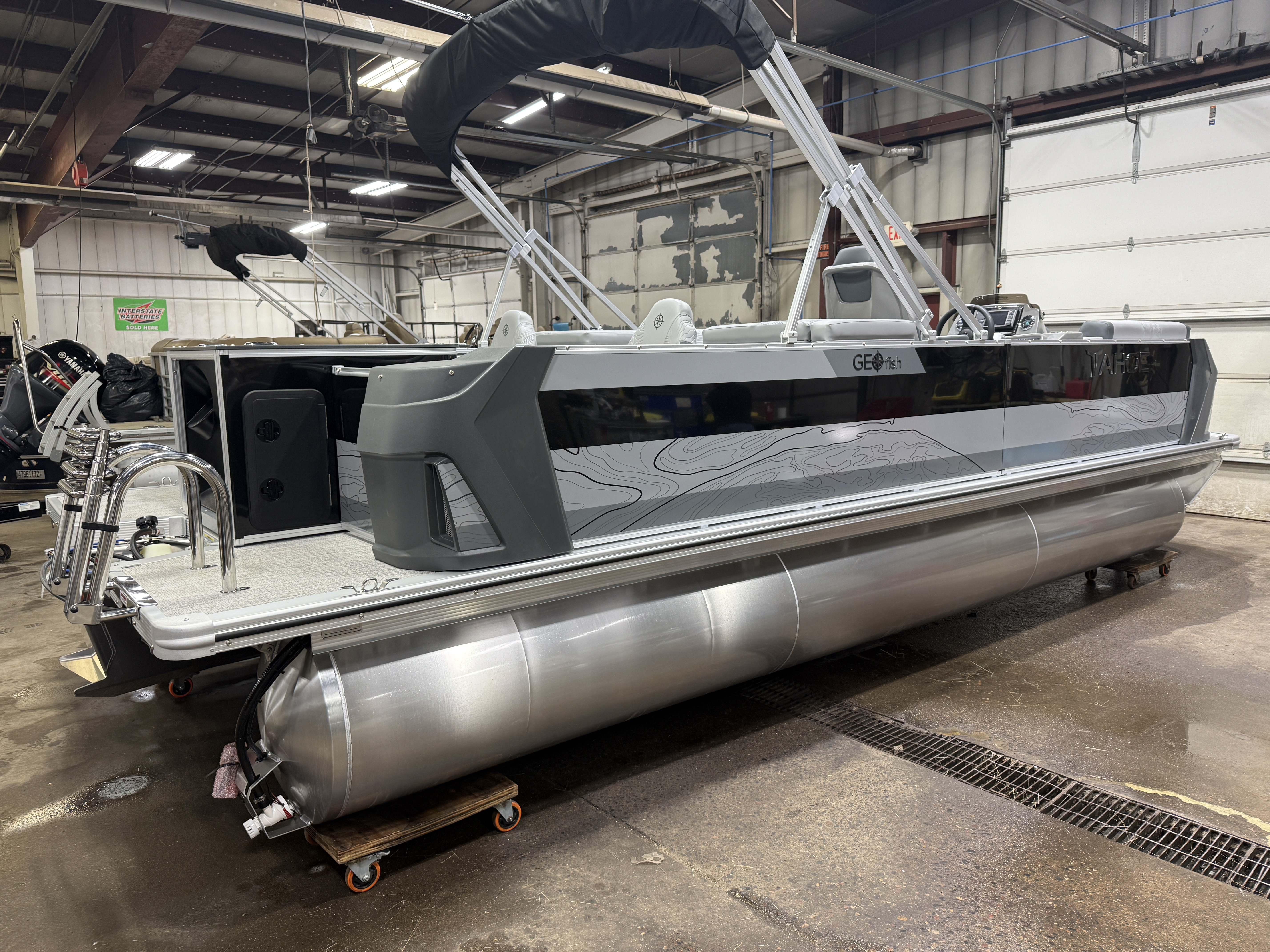 2026 Tahoe Pontoons GEOfish 2385 Rear Fish 