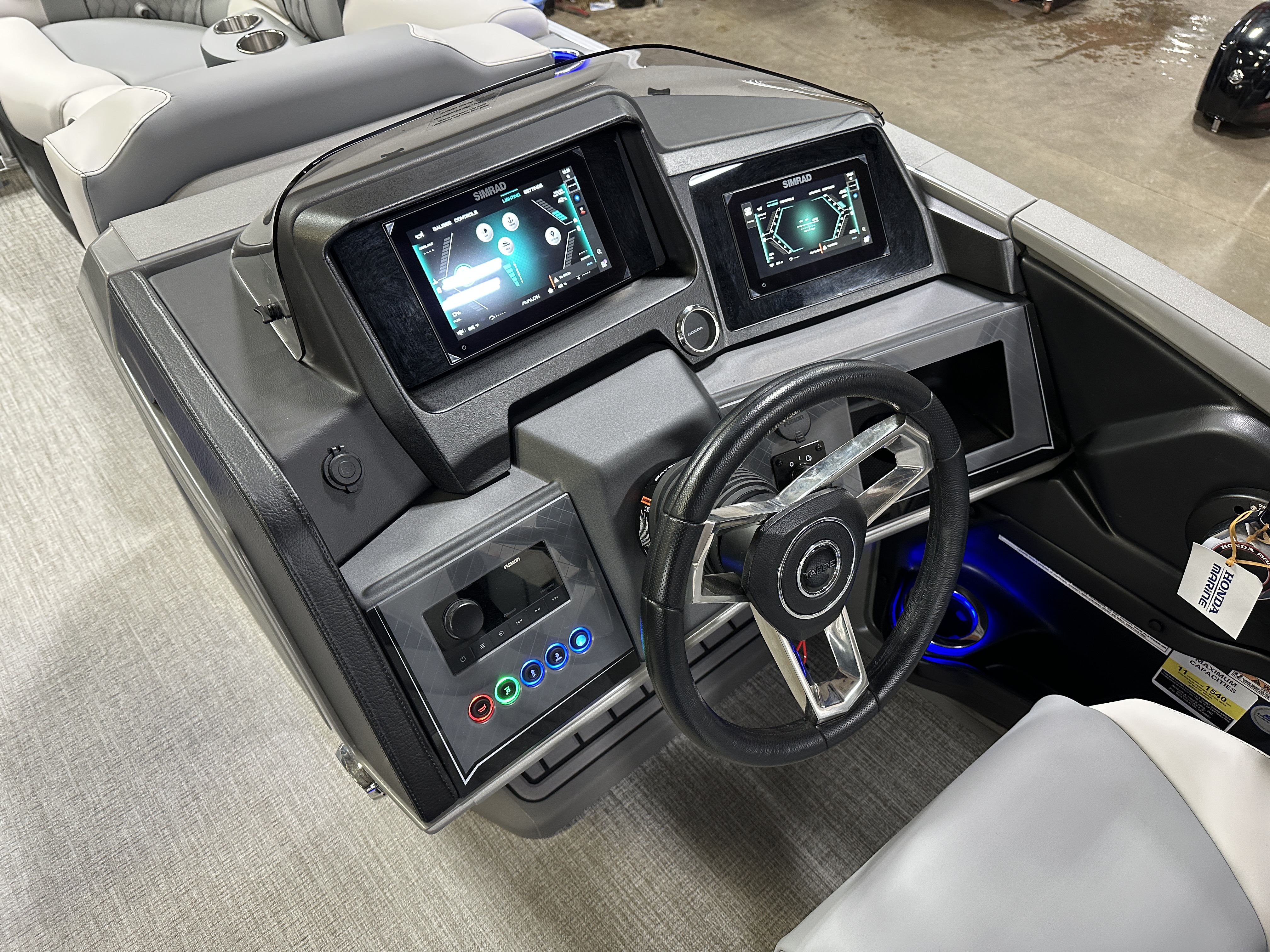 2025 Tahoe Pontoons Cascade 2385 Cruise Rear Bench (CRB) & Honda 4-Stroke EFI