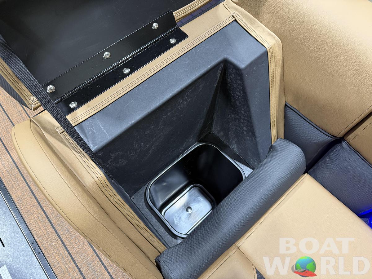 2026 Bentley Legacy 223 Swingback Tritoon $52995